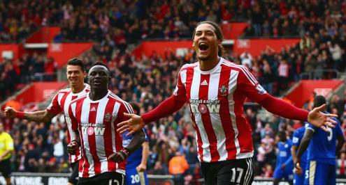 برشلونة يزاحم عمالقة بريميرليج في صفقة فان ديك